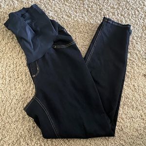 Maternity skinny jeans